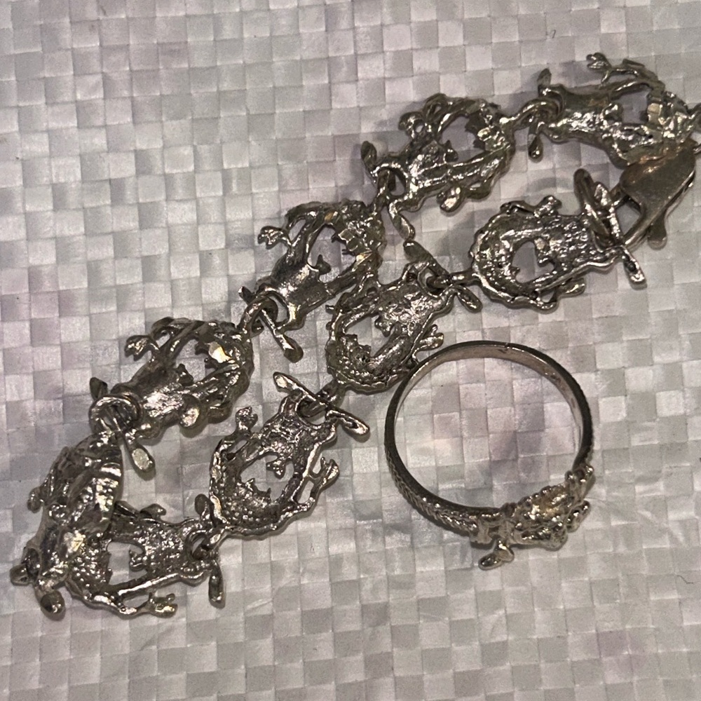 Vintage 90s Taz-Mania set or ring and bracelet sterling silver